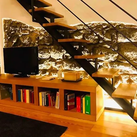 Holiday home Oli-oli House Center, Two Adjacent House X11 People,double Kitchen, Courtyard, *