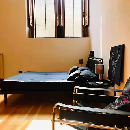 Holiday home Oli-oli House Center, Two Adjacent House X11 People,double Kitchen, Courtyard,